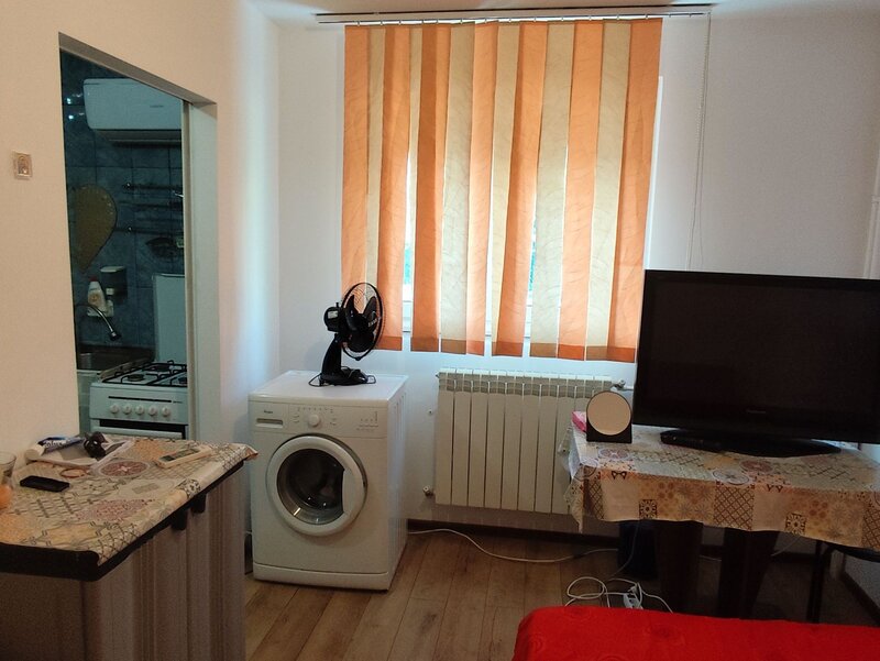 Drumul Taberei, bd. Timisoara, Romancierilor, ocazie